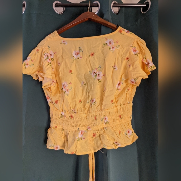 Yellow Forever 21 Tie-Front Top - Picture 10 of 10